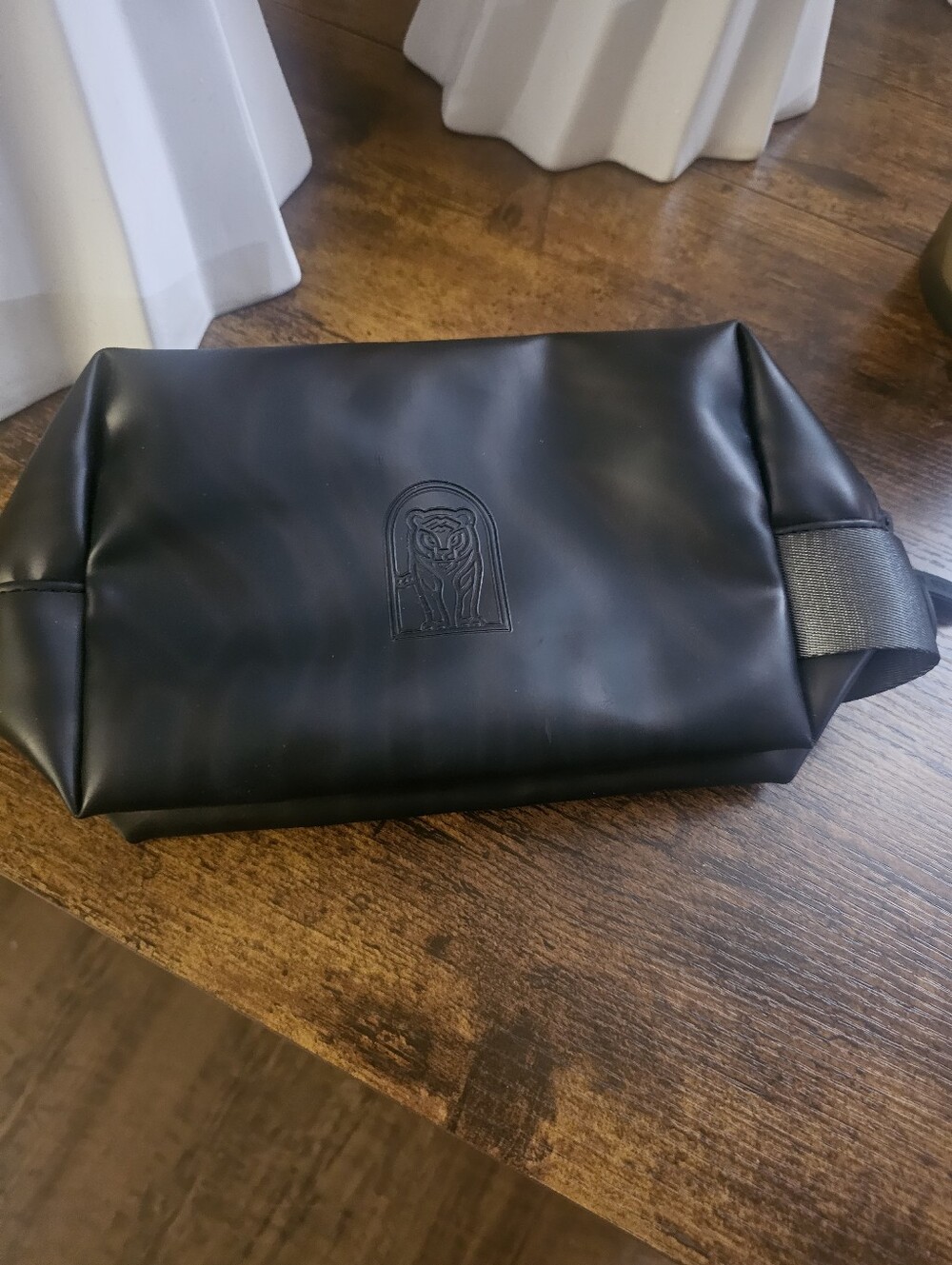 Garden Alchemy Travel Bathroom Bag NWT